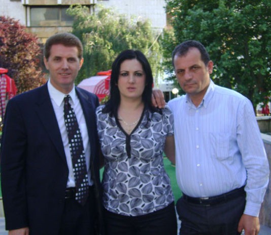 Gjekë Marinaj with Lindita and Tonin Marinaj, Richardson, 2008